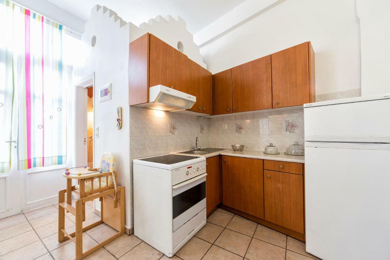 Town House For 6-16 With Ac Villa Párosz Kültér fotó